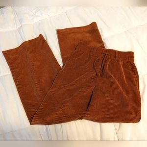 BDG wide leg corduroy pants size small